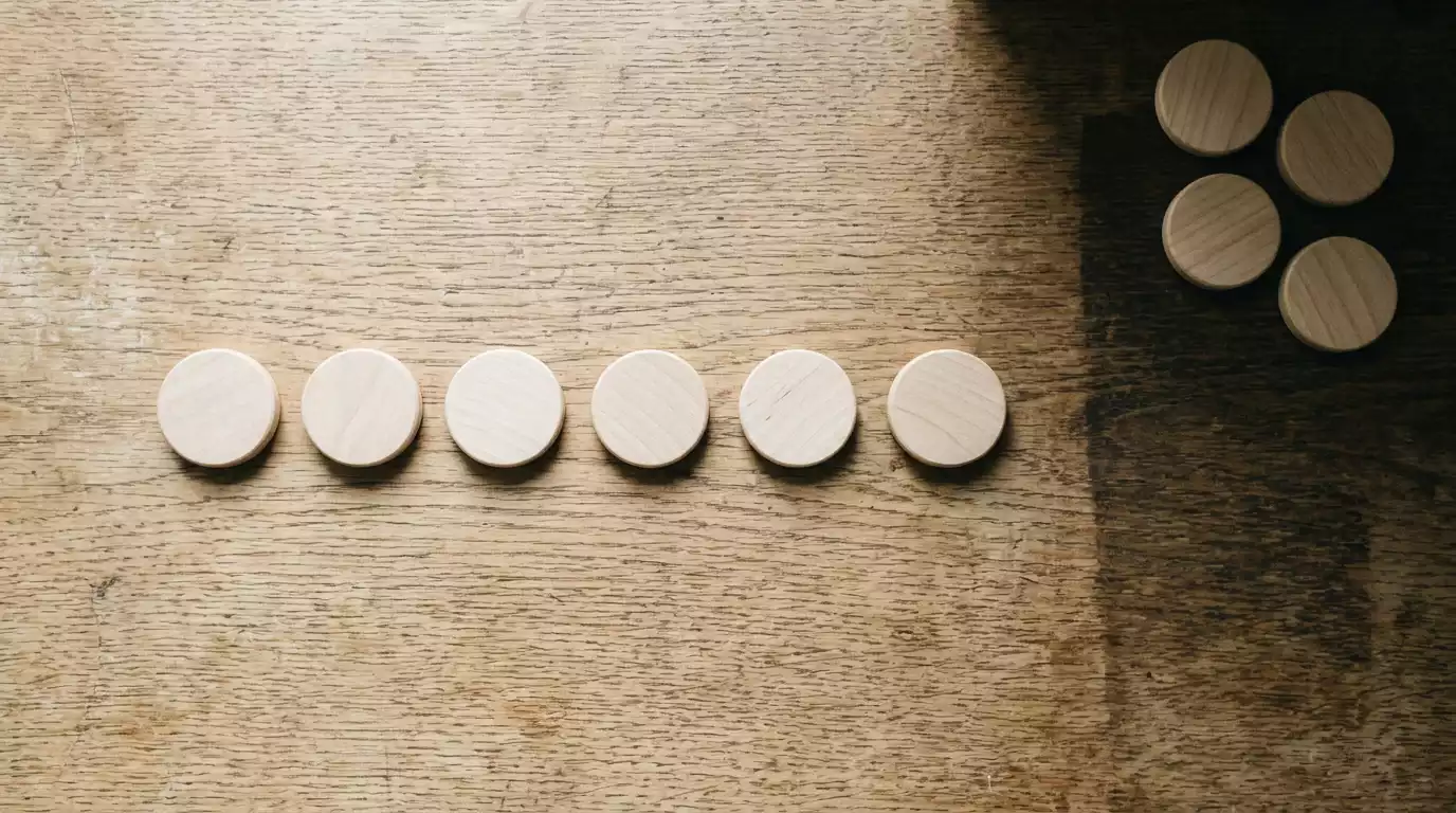 Symbolische Darstellung von vier verlorenen Euro-Einheiten von zehn